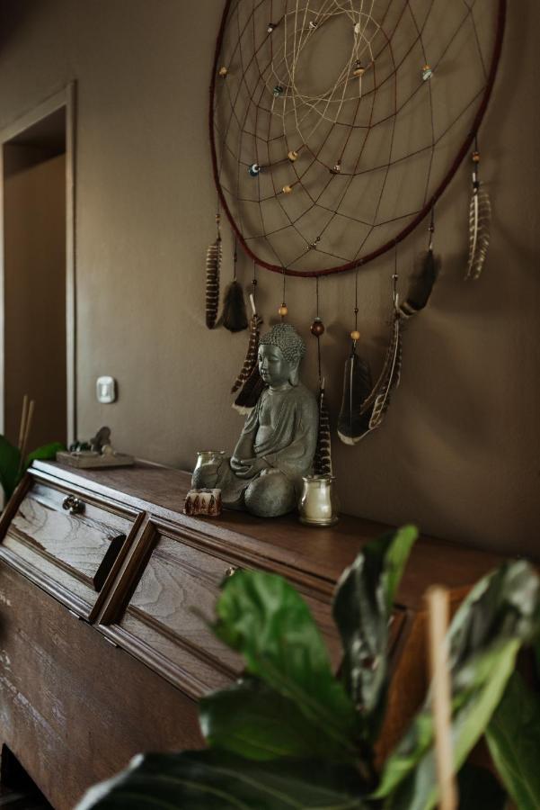 Bed Station Hostel & Bar Shkoder Bagian luar foto