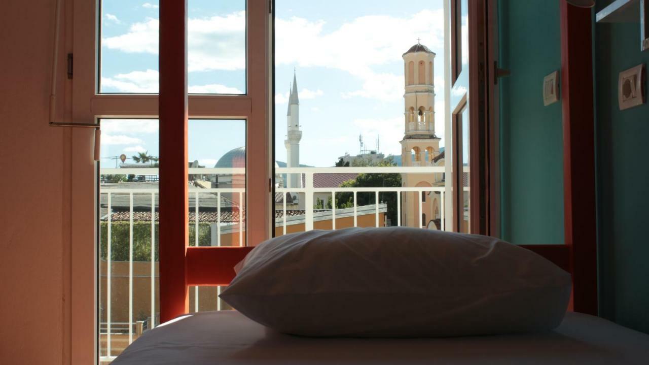 Bed Station Hostel & Bar Shkoder Bagian luar foto